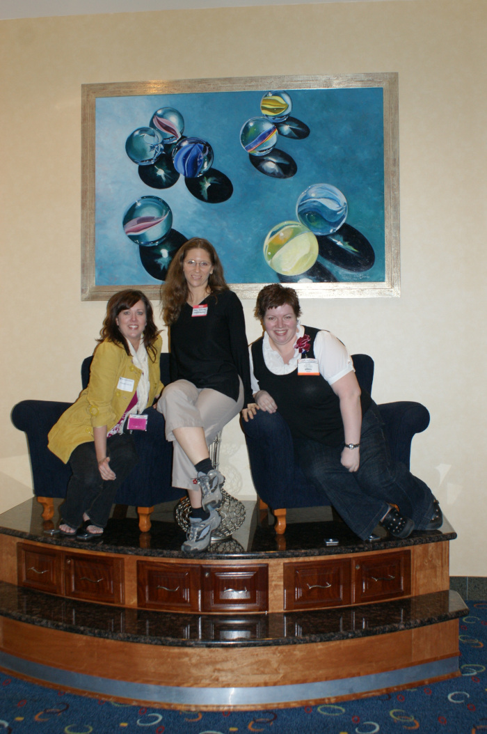 Laura McCullough, Amy Solovay & Emily at CHA West 2009